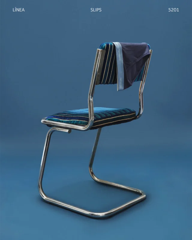 Si es lo primero que te pones y lo último que te sacas, por qué no renovarlos?

𝗦𝗟𝗜𝗣𝗦_ACRO > available online.